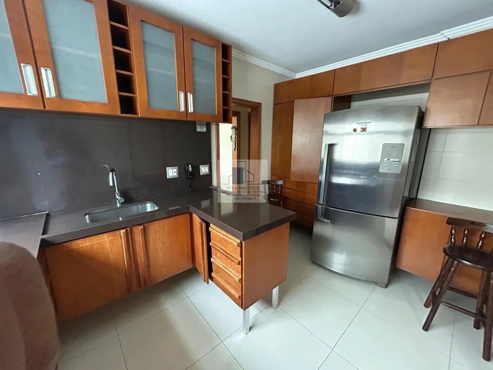Apartamento, 3 quartos, 142 m² - Foto 2