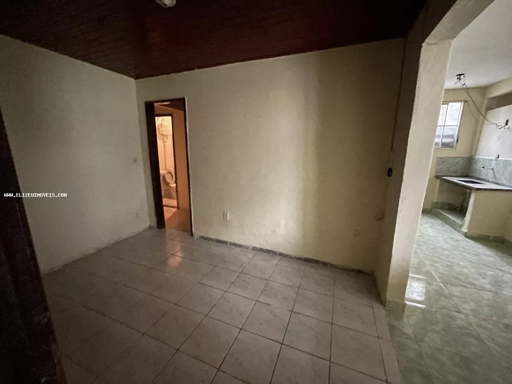 Casa à venda com 6 quartos, 400m² - Foto 3