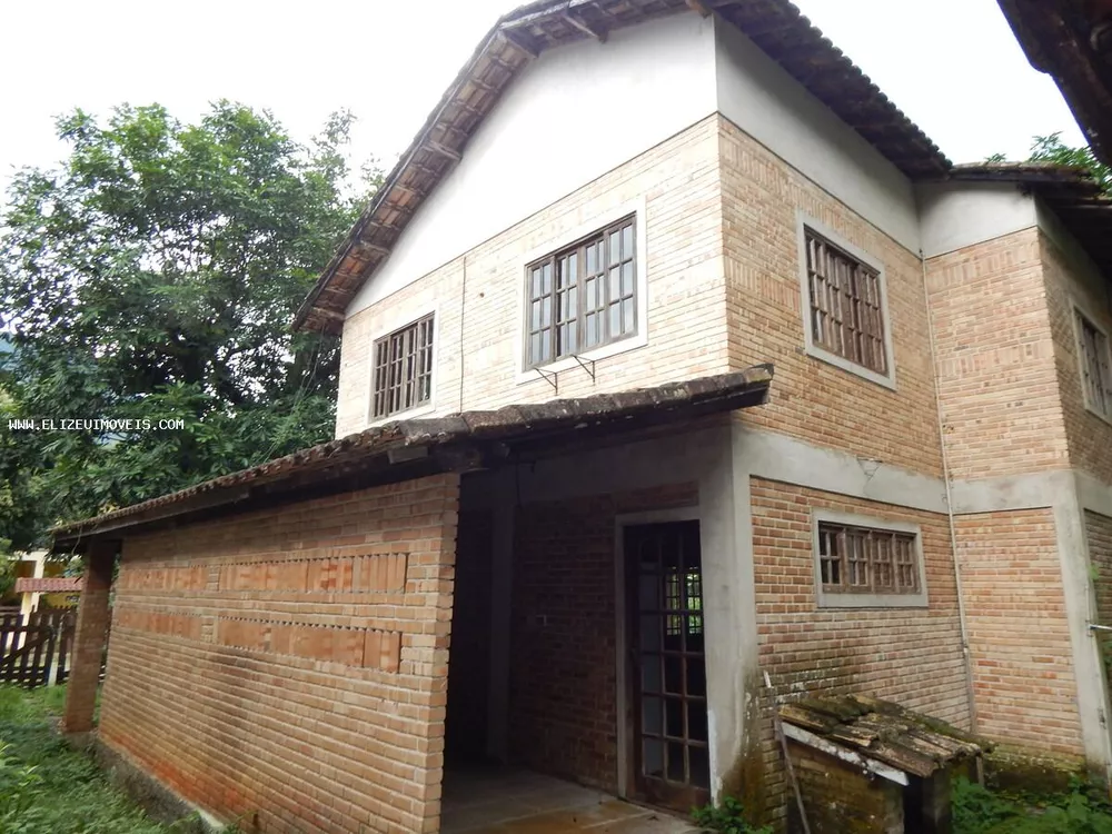 Casa à venda com 4 quartos, 450m² - Foto 3