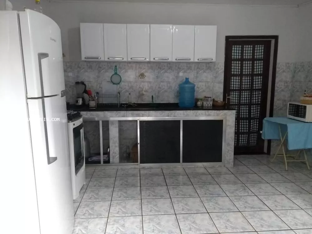 Casa de Condomínio à venda com 1 quarto, 150m² - Foto 3