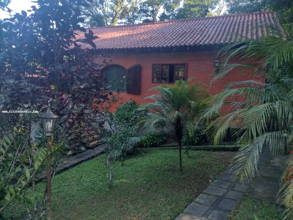 Casa à venda com 3 quartos, 500m² - Foto 3