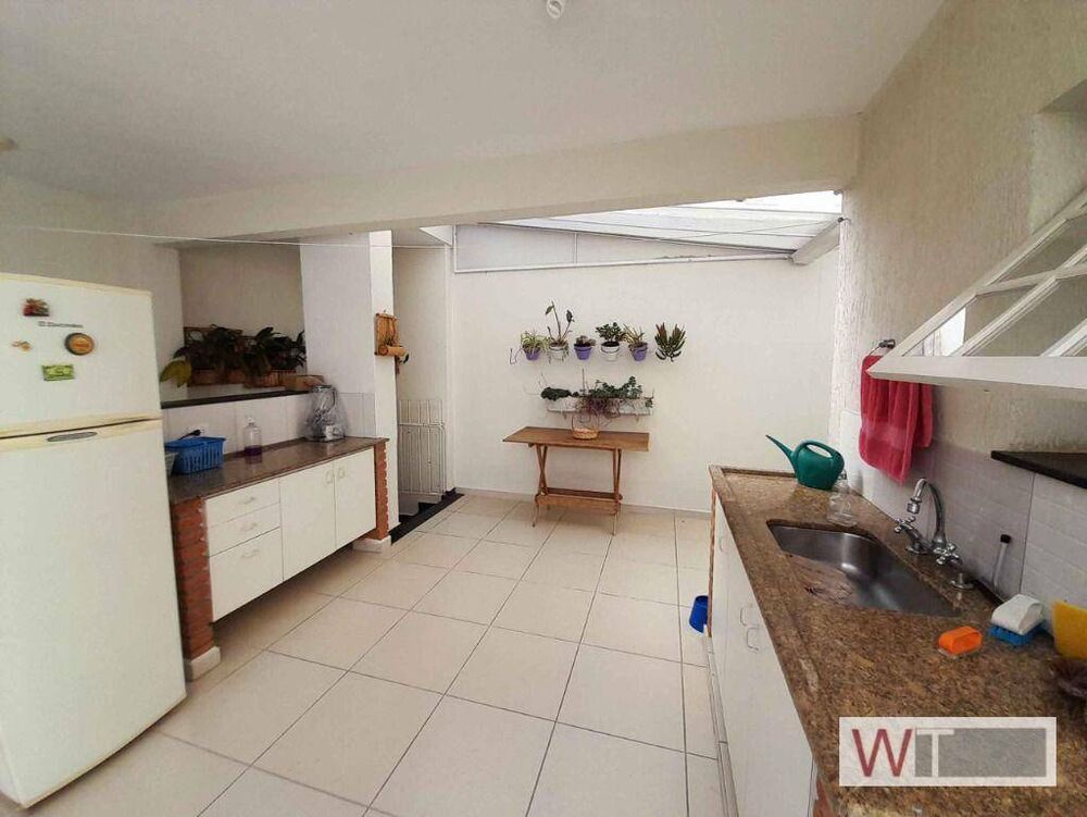 Casa à venda com 3 quartos, 291m² - Foto 17