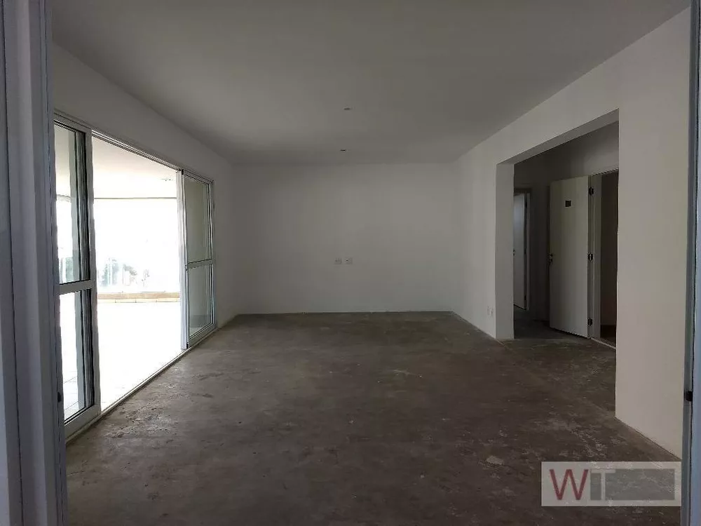 Apartamento à venda com 4 quartos, 250m² - Foto 4