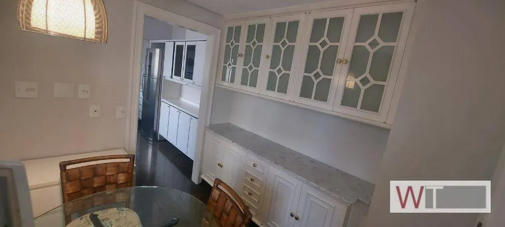 Apartamento, 3 quartos, 240 m² - Foto 11