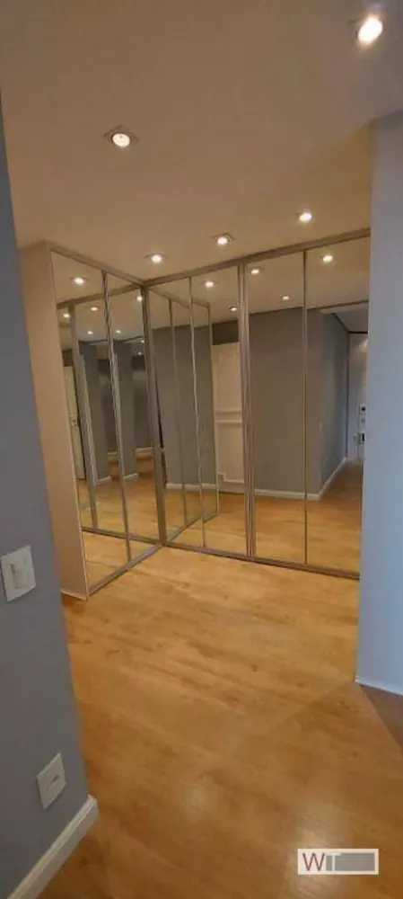 Apartamento, 3 quartos, 240 m² - Foto 1