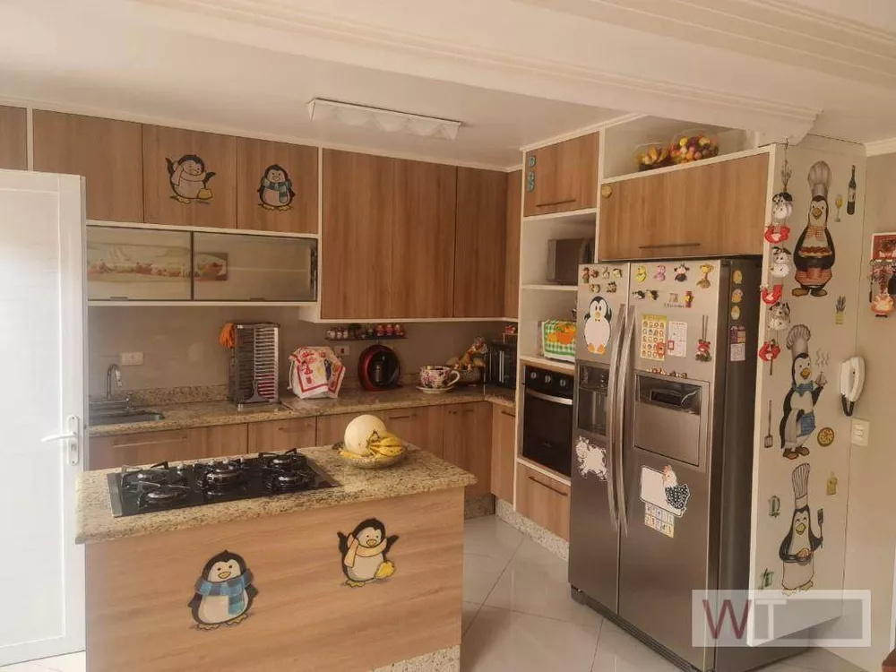 Casa de Condomínio à venda com 3 quartos, 200m² - Foto 4