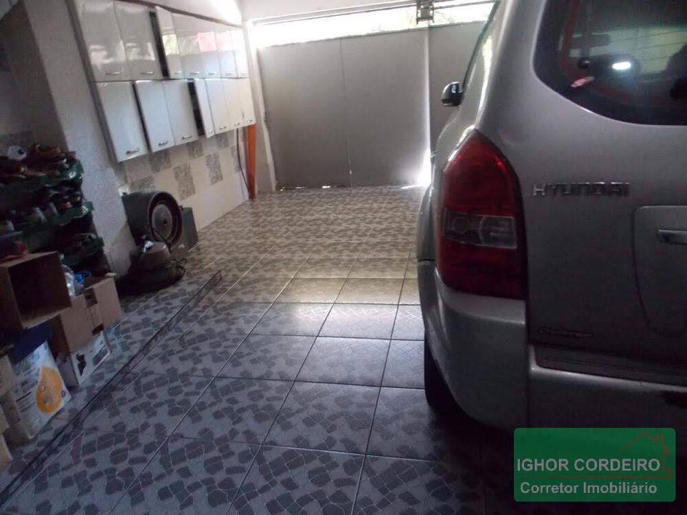 Casa à venda com 3 quartos, 200m² - Foto 3