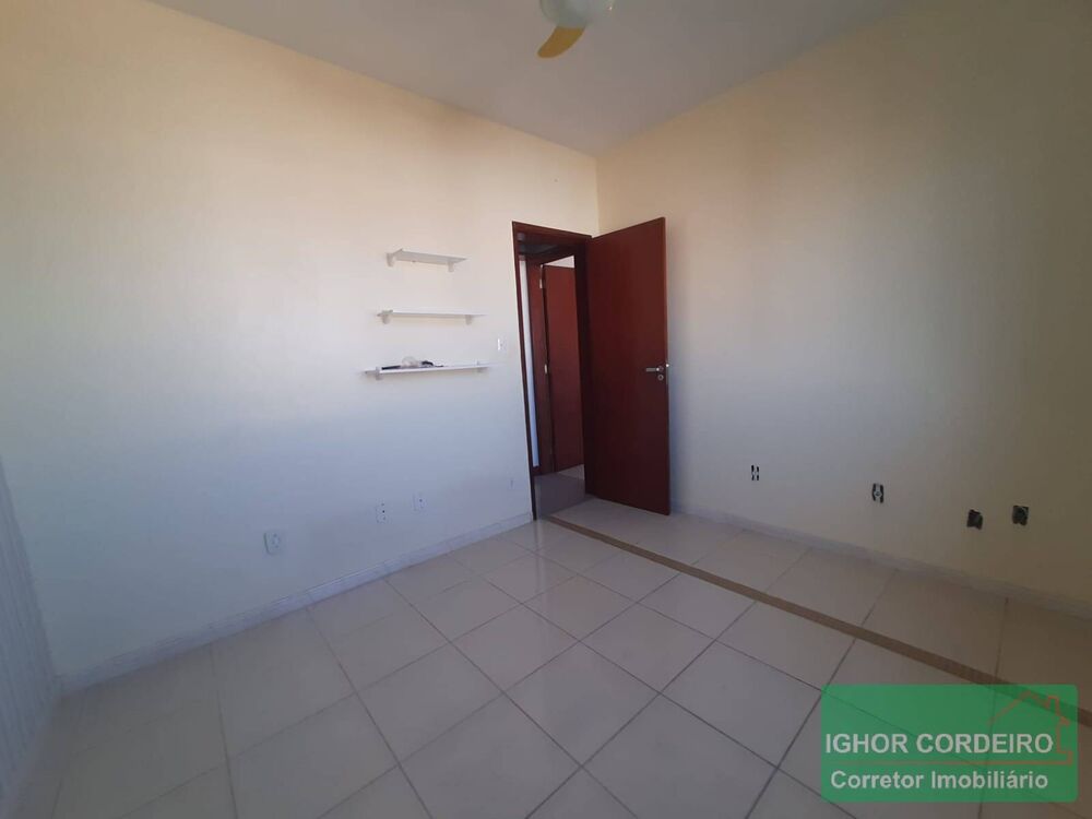 Apartamento à venda com 2 quartos, 75m² - Foto 4