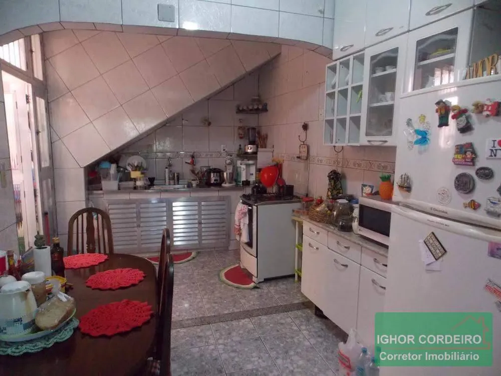 Casa, 3 quartos, 200 m² - Foto 6