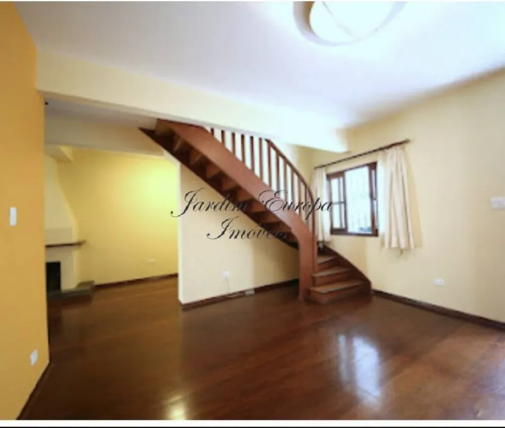 Casa, 4 quartos, 190 m² - Foto 1