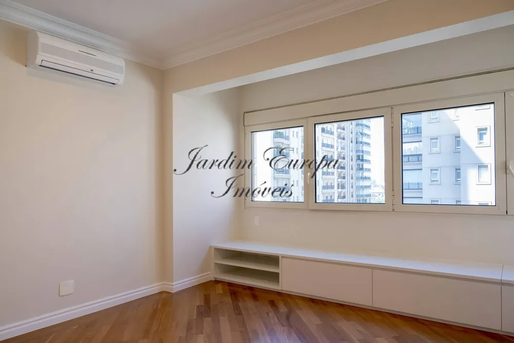 Apartamento, 3 quartos, 278 m² - Foto 1