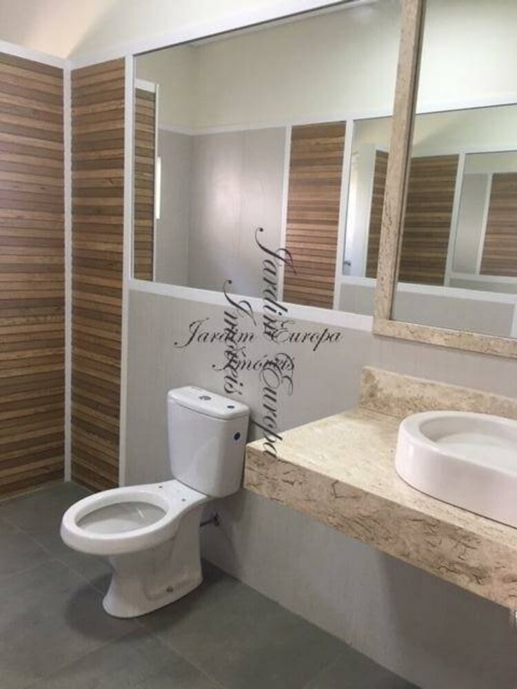 Casa à venda e aluguel com 3 quartos, 300m² - Foto 4