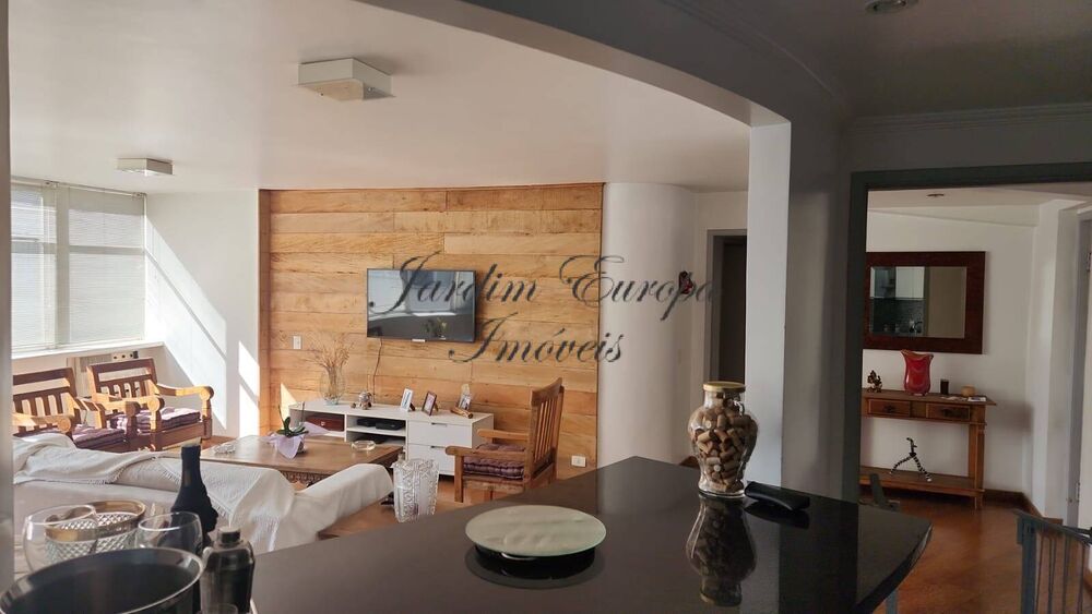 Apartamento, 3 quartos, 178 m² - Foto 1