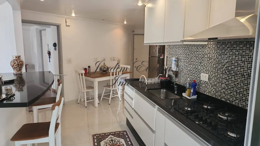 Apartamento, 3 quartos, 178 m² - Foto 1