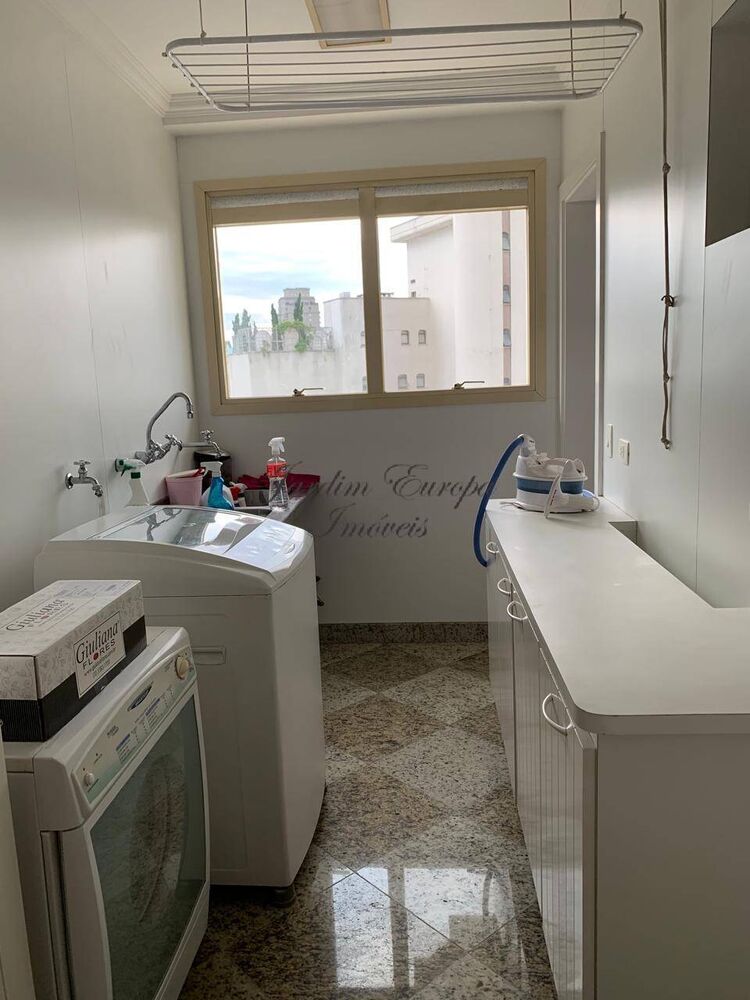 Apartamento, 3 quartos, 210 m² - Foto 1
