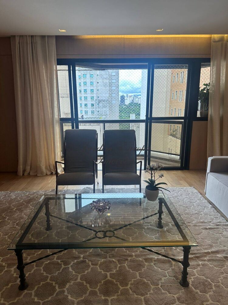 Apartamento, 3 quartos, 200 m² - Foto 2