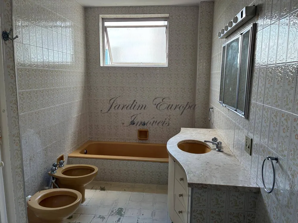 Apartamento, 3 quartos, 145 m² - Foto 2