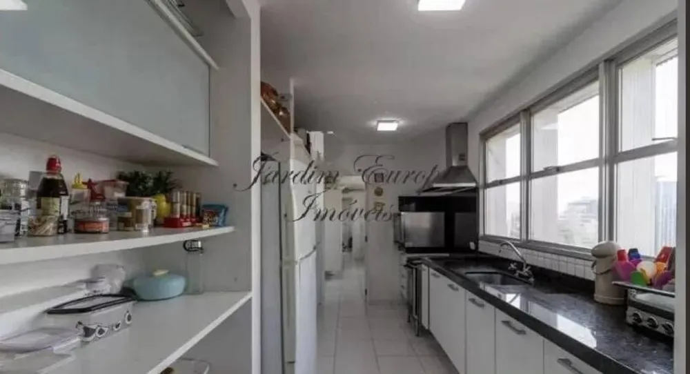 Apartamento, 3 quartos, 270 m² - Foto 2