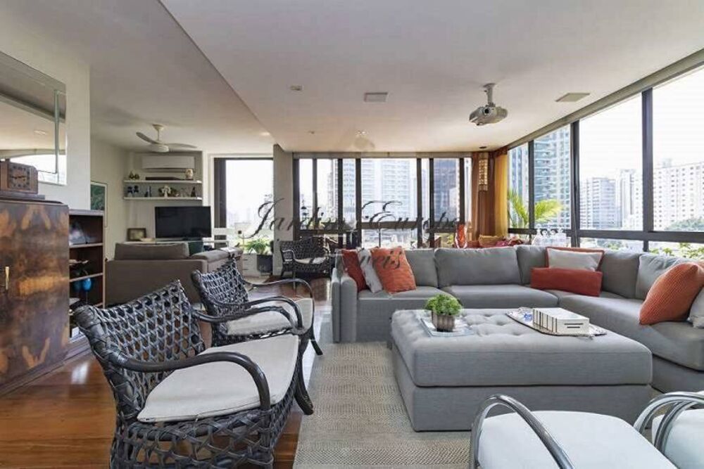 Apartamento, 3 quartos, 230 m² - Foto 3