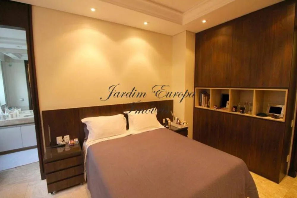 Apartamento, 3 quartos, 420 m² - Foto 1