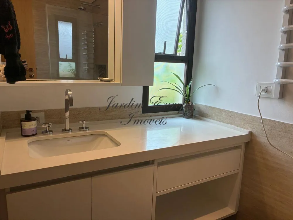 Apartamento, 3 quartos, 320 m² - Foto 1