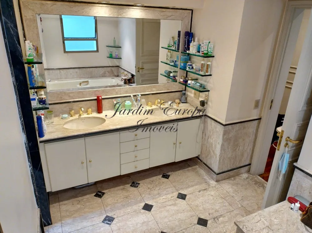 Apartamento, 4 quartos, 402 m² - Foto 1