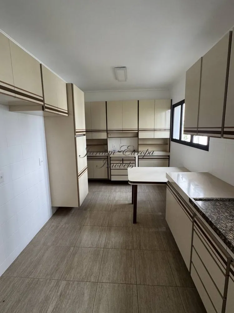 Apartamento, 4 quartos, 196 m² - Foto 3
