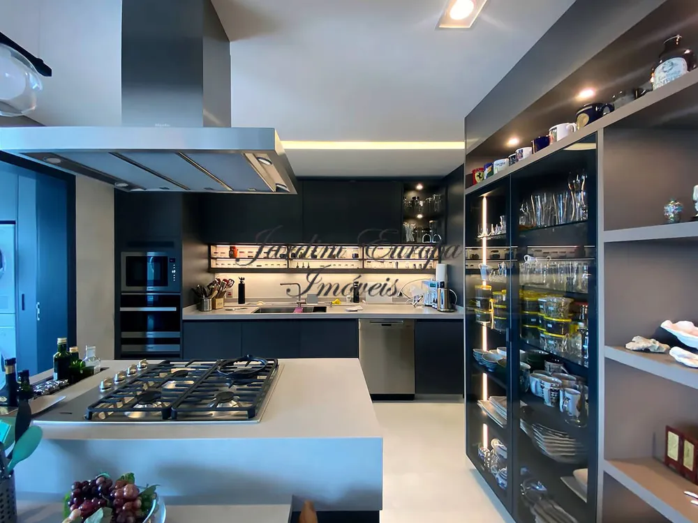 Apartamento, 3 quartos, 163 m² - Foto 1