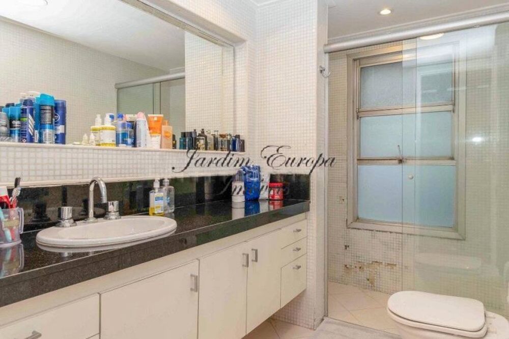 Apartamento, 3 quartos, 270 m² - Foto 1