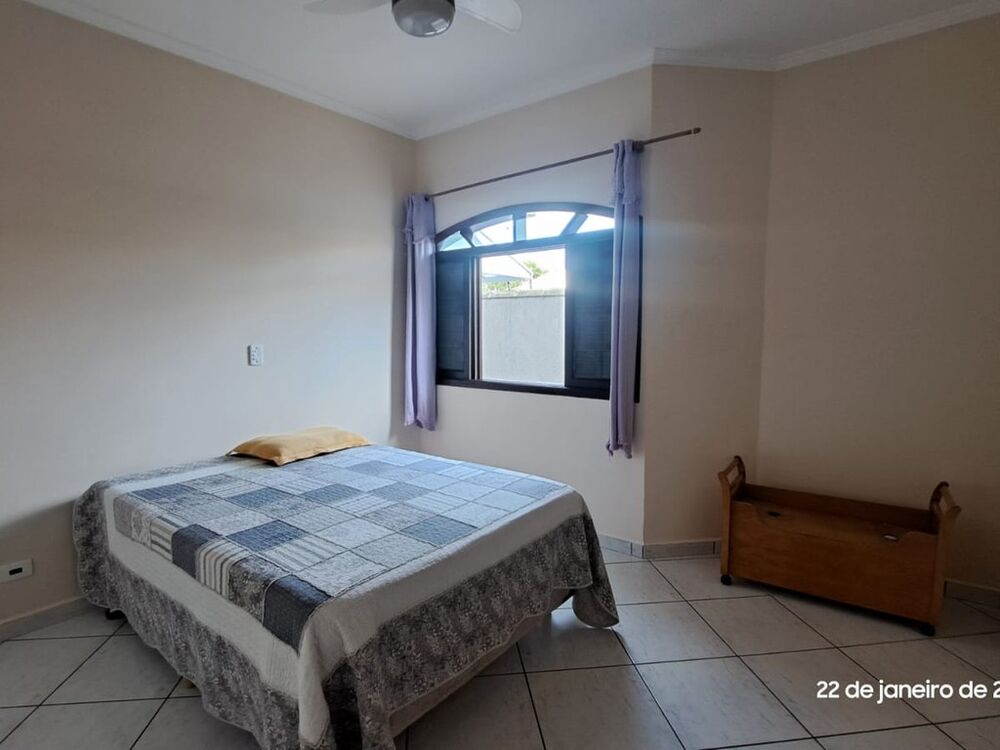 Casa à venda com 3 quartos, 120m² - Foto 4