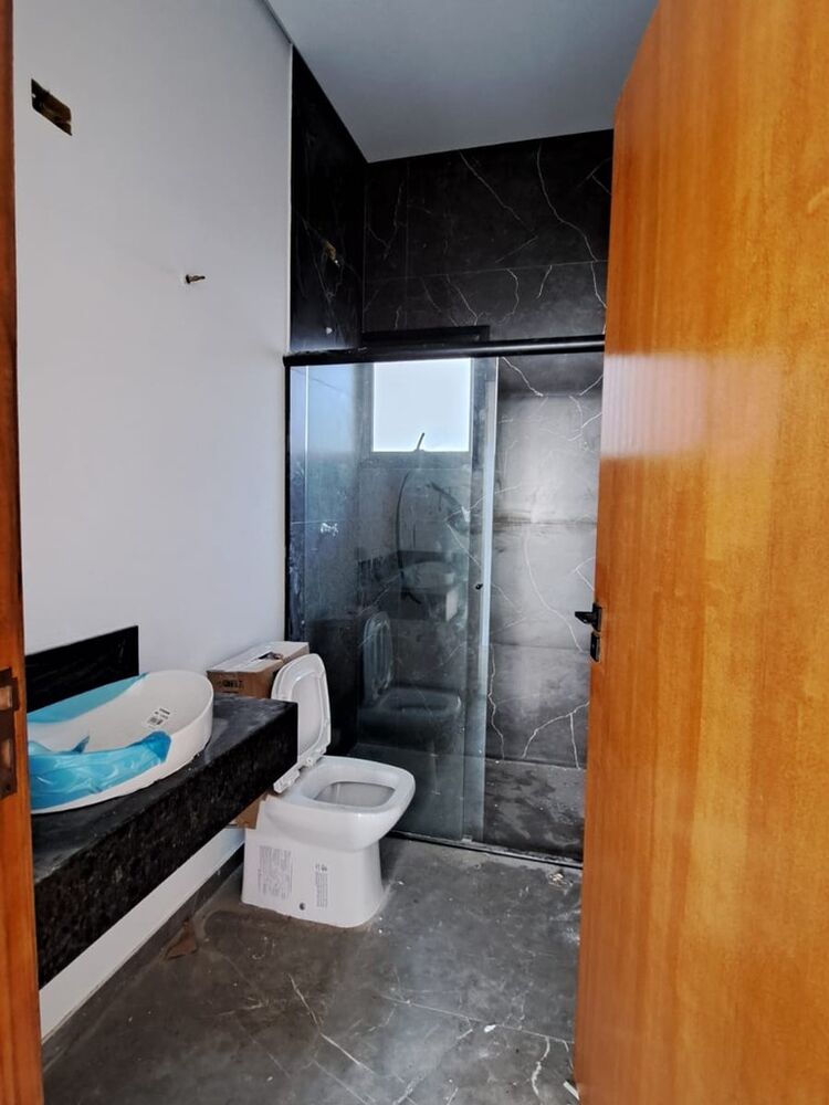 Casa à venda com 4 quartos, 160m² - Foto 3