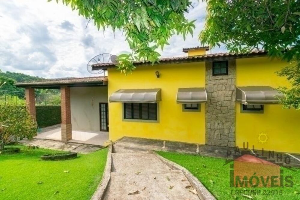 Chácara, 3 quartos, 1590 m² - Foto 1