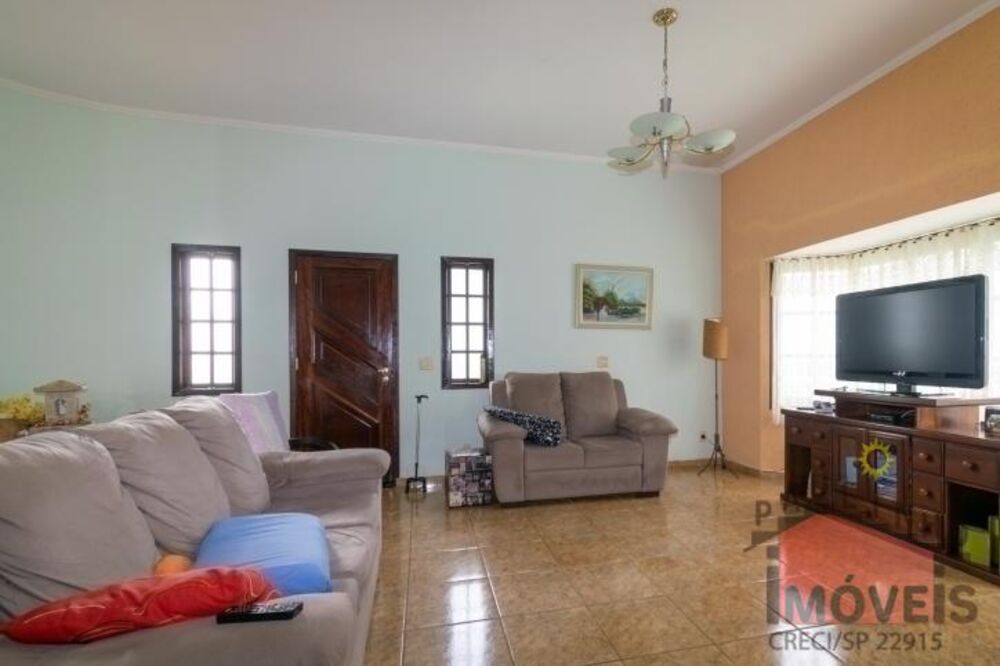 Chácara, 3 quartos, 1590 m² - Foto 9
