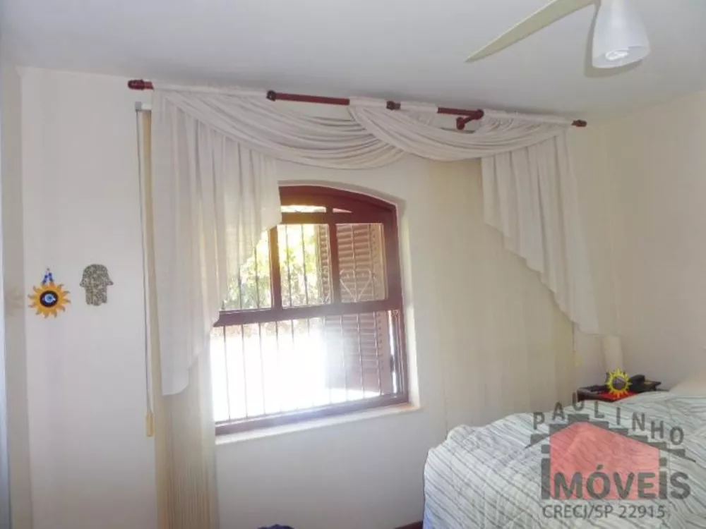 Casa de Condomínio à venda com 4 quartos, 400m² - Foto 15