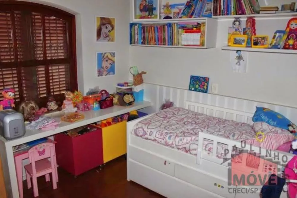 Casa de Condomínio à venda com 4 quartos, 400m² - Foto 11