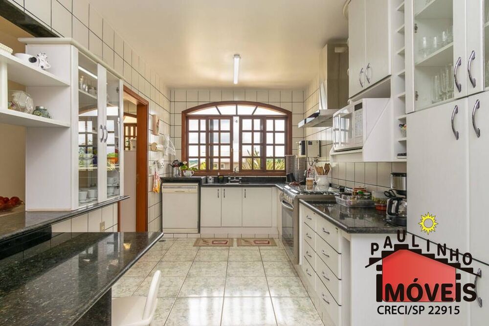 Casa de Condomínio à venda com 4 quartos, 550m² - Foto 17