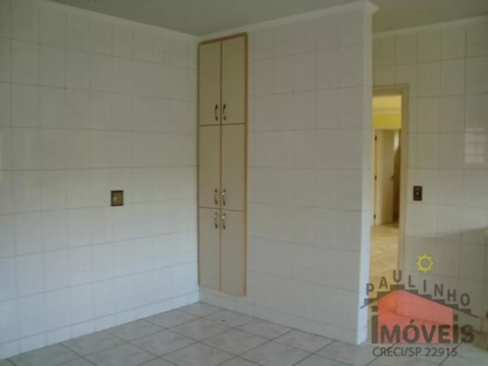 Casa de Condomínio à venda com 4 quartos, 560m² - Foto 9