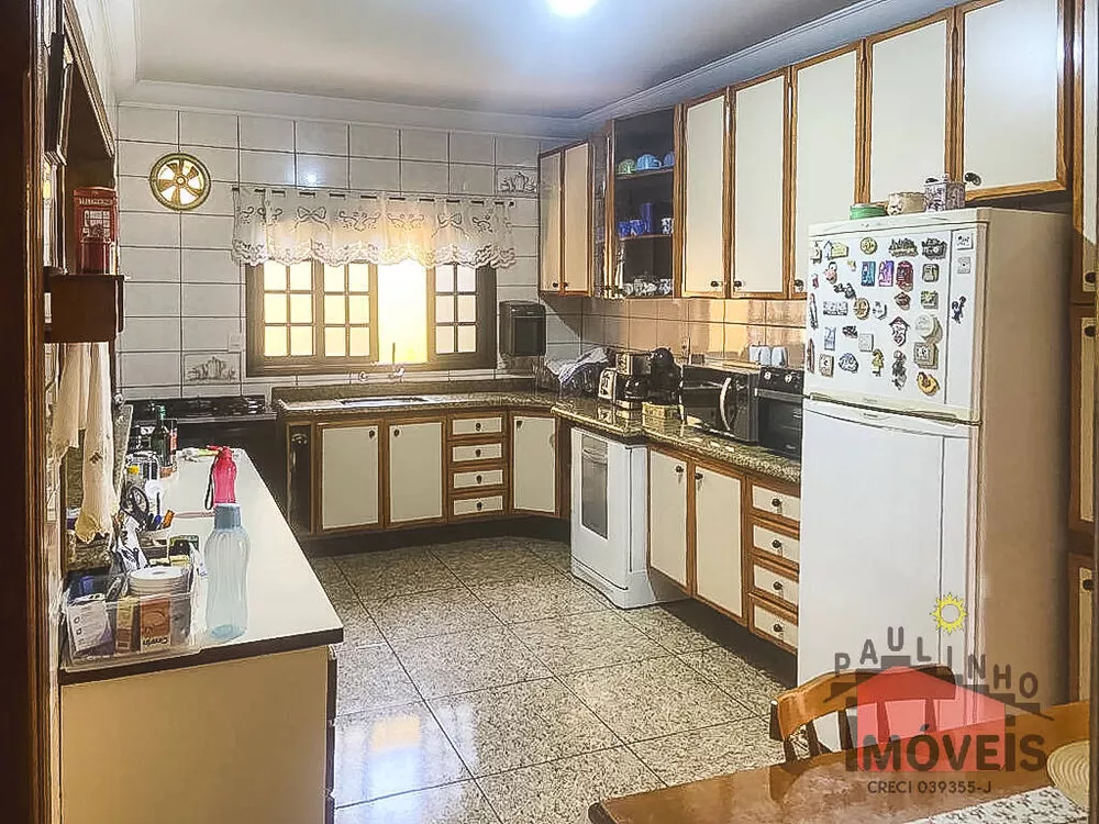 Casa de Condomínio à venda com 4 quartos, 430m² - Foto 12