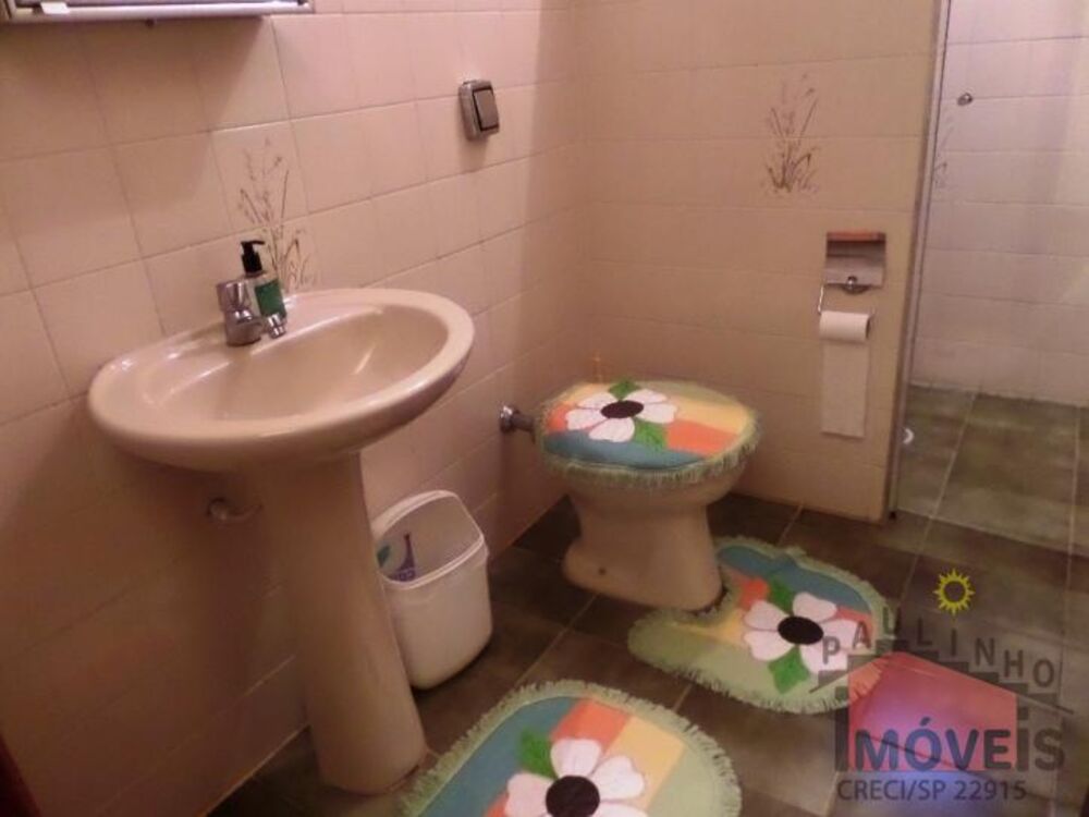 Chácara à venda com 4 quartos, 316m² - Foto 12