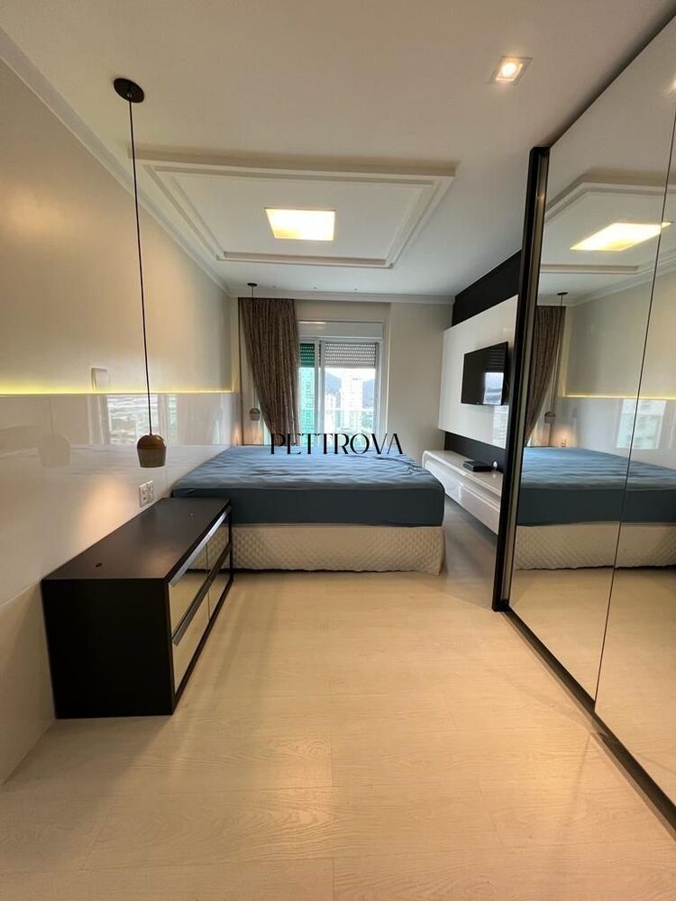 Apartamento, 4 quartos, 222 m² - Foto 2