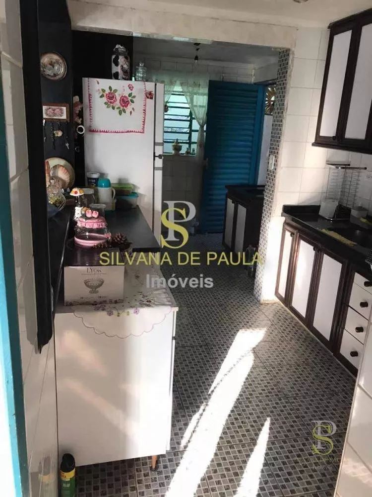 Chácara, 3 quartos, 3180 m² - Foto 1