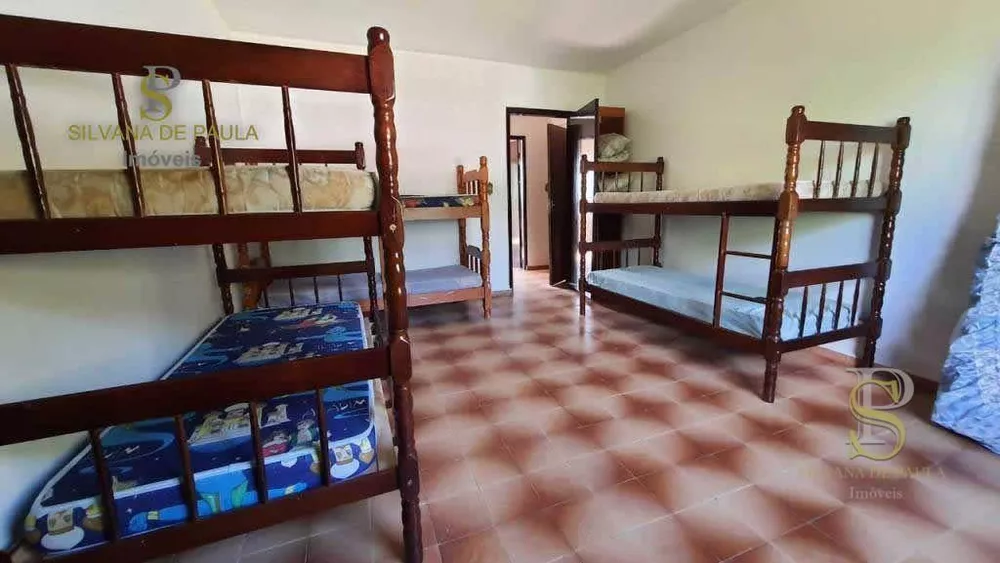 Chácara, 4 quartos, 2100 m² - Foto 1