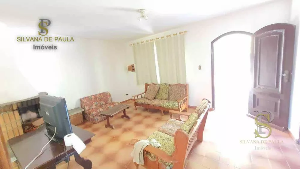 Chácara, 4 quartos, 2100 m² - Foto 4