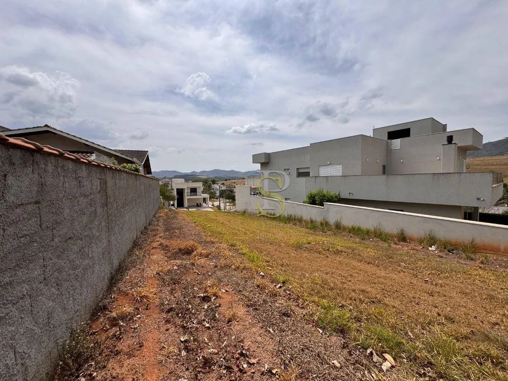 Loteamento e Condomínio, 618 m² - Foto 1
