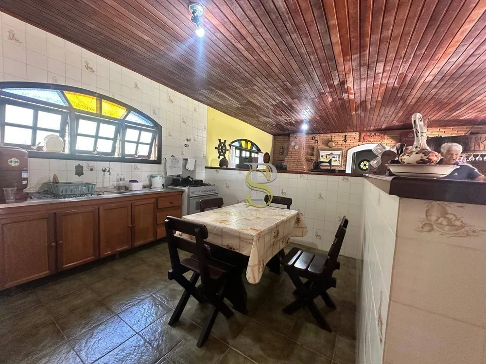 Chácara, 3 quartos, 1335 m² - Foto 12