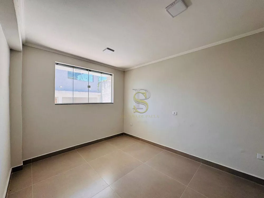Casa, 4 quartos, 373 m² - Foto 2