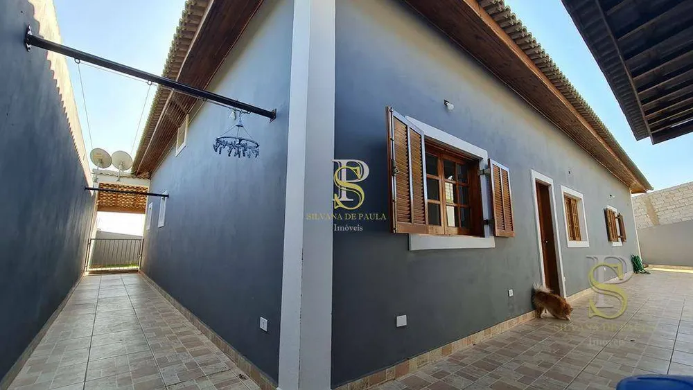 Chácara, 3 quartos, 2046 m² - Foto 12