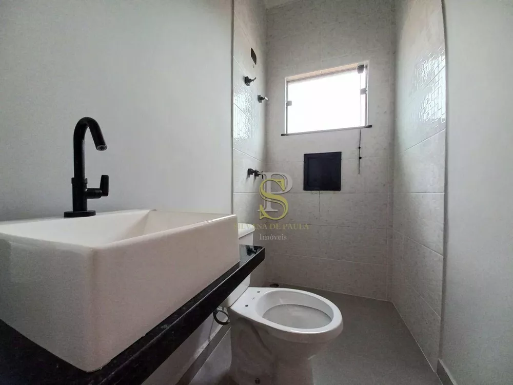 Casa, 3 quartos, 122 m² - Foto 1