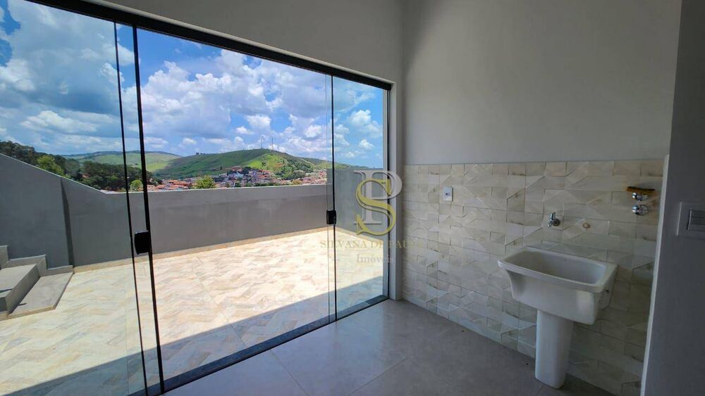 Casa à venda com 3 quartos, 237m² - Foto 8