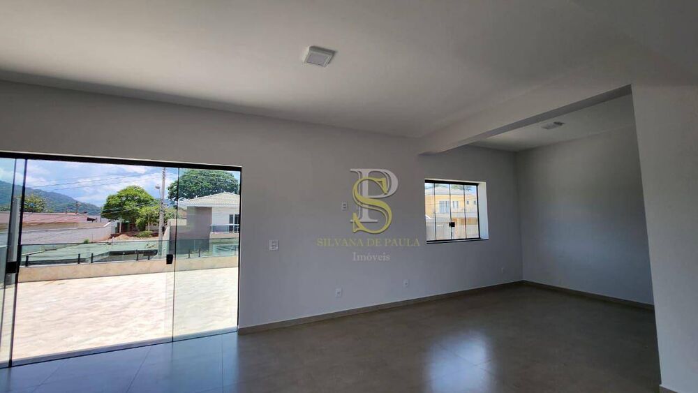 Casa à venda com 3 quartos, 237m² - Foto 6